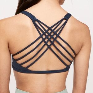 Lululemon free to be wild bra